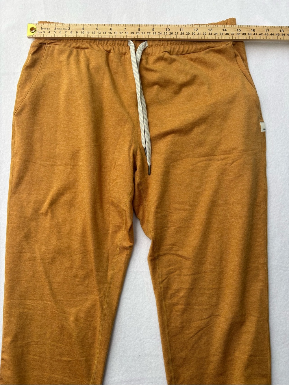 Vuori HALO Performance Joggers Mustard Flax Heather Drawstring - Picture 10 of 11